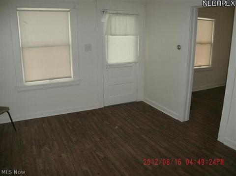 385 Como Ave, Struthers, OH 44471 photo 7