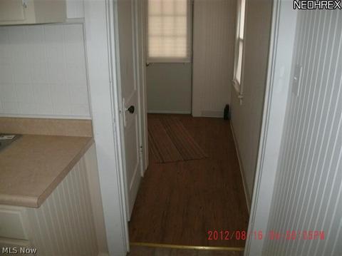 385 Como Ave, Struthers, OH 44471 photo 10