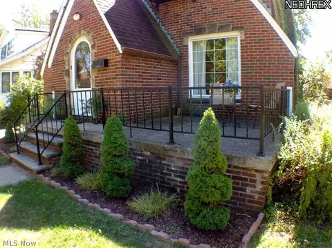 84 E 212 St, Euclid, OH 44123 photo 21