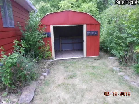 369 Windsor Dr, Elyria, OH 44035 photo 13