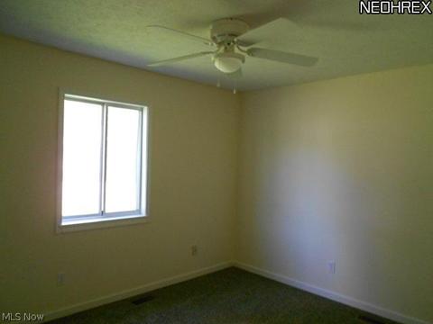 9870 Belden Dr, Windham, OH 44288 photo 12