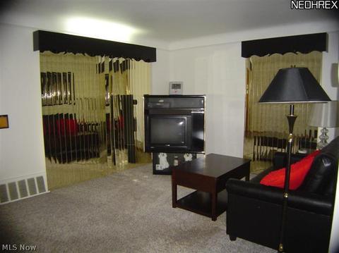 29953 Elgin Rd, Wickliffe, OH 44092 photo 5