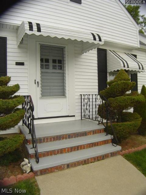 29953 Elgin Rd, Wickliffe, OH 44092 photo 2