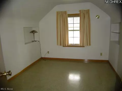 29953 Elgin Rd, Wickliffe, OH 44092 photo 18