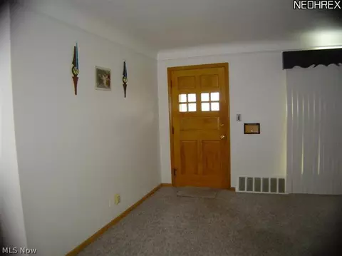 29953 Elgin Rd, Wickliffe, OH 44092 photo 3