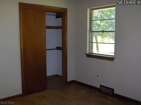 3916 Tallmadge Rd, Rootstown, OH 44272 photo 6