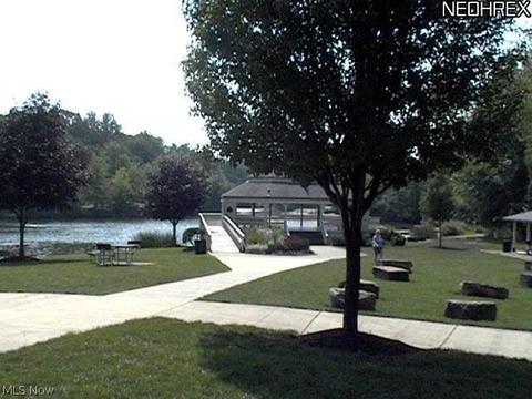 409 Pecan Dr, Berea, OH 44017 photo 14