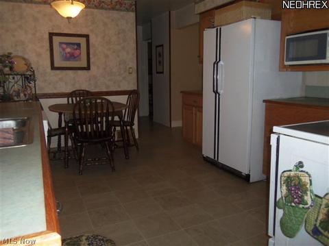 32841 Baldwin Ave, Solon, OH 44139 photo 9