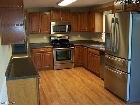 3800 Center Rd, Ashtabula, OH 44004 photo 2