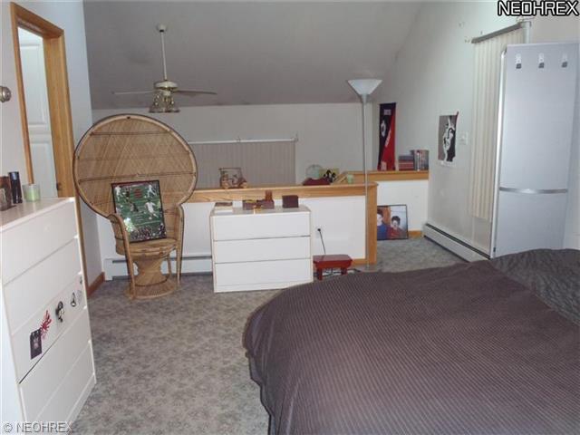1387 Saint Albans Dr, Youngstown, OH 44511 photo 5