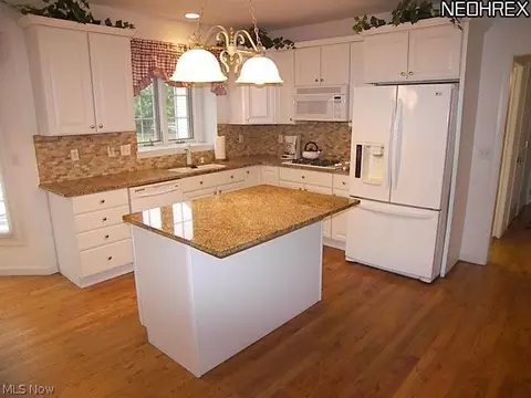 5655 Saddle Ln, Solon, OH 44139 photo 7