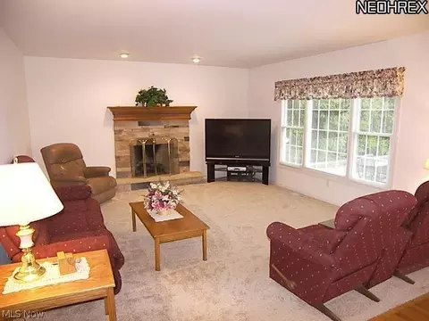 5655 Saddle Ln, Solon, OH 44139 photo 4