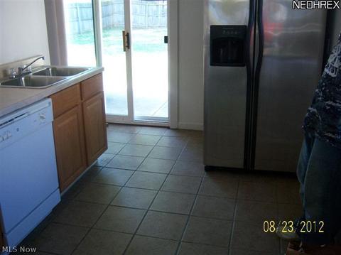 628 Case Ave, Elyria, OH 44035 photo 6