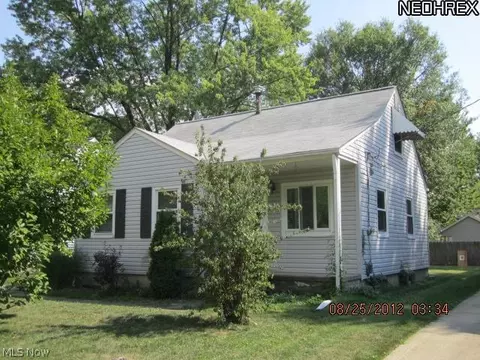 545 Princeton Ave, Elyria, OH 44035 photo 1