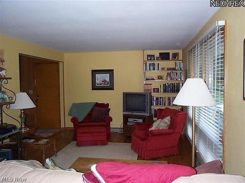 106 Wayne Ave, Creston, OH 44217 photo 5