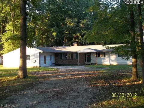 8909 Yoder Rd, Wadsworth, OH 44281 photo 1