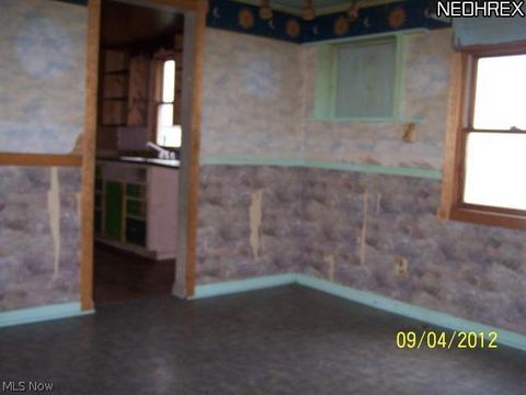 18402 5th St, Beloit, OH 44609 photo 4