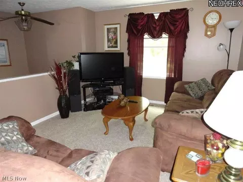 1773 Meadows Rd, Madison, OH 44057 photo 3