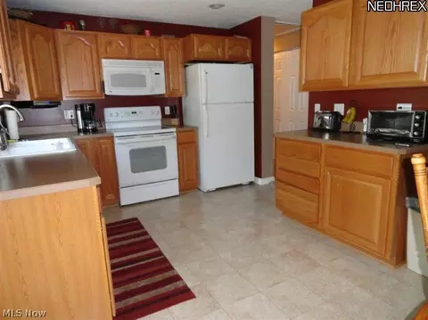 1773 Meadows Rd, Madison, OH 44057 photo 5