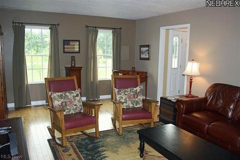 5327 Ledge Rock Dr, Rootstown, OH 44272 photo 3