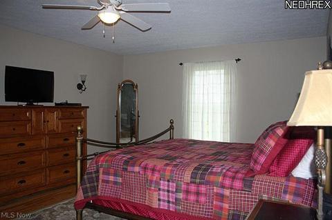 5327 Ledge Rock Dr, Rootstown, OH 44272 photo 11