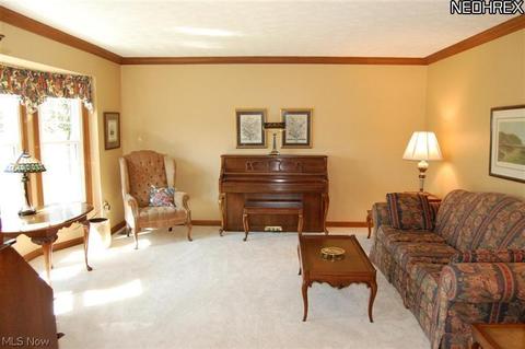 5641 Virginia Ct, Hudson, OH 44236 photo 2