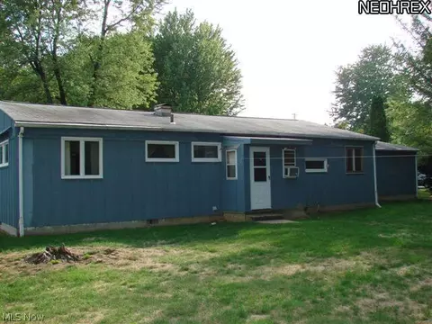 8775 Bernard Dr, Mentor, OH 44060 photo 2