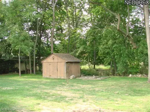 8775 Bernard Dr, Mentor, OH 44060 photo 3