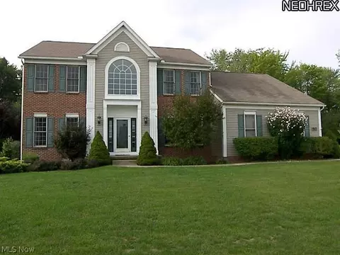 170 Chadwick Dr, Aurora, OH 44202 photo 1