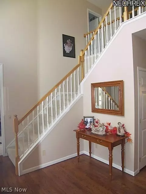 170 Chadwick Dr, Aurora, OH 44202 photo 3