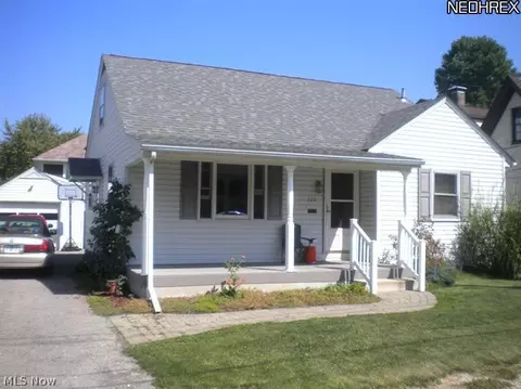 320 Jackson St, Minerva, OH 44657 photo 1