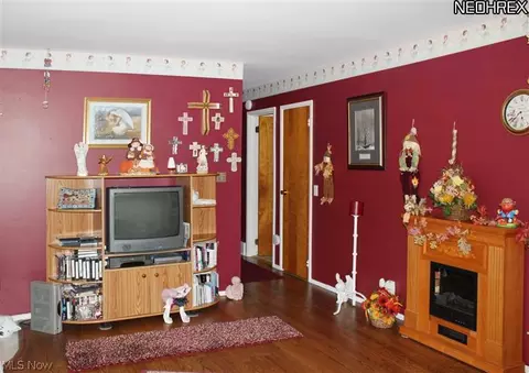 811 Lakeview Dr, Dover, OH 44622 photo 7