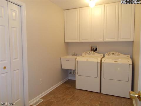 308 Eagleton Ct, Macedonia, OH 44056 photo 7