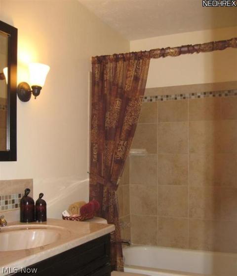 9026 Wilverne Dr, Windham, OH 44288 photo 11