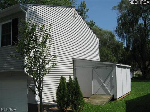 9026 Wilverne Dr, Windham, OH 44288 photo 17