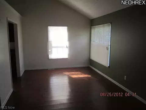 2320 Stonepath St, Lorain, OH 44052 photo 3