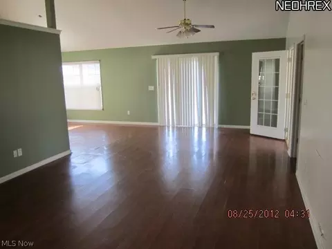 2320 Stonepath St, Lorain, OH 44052 photo 2