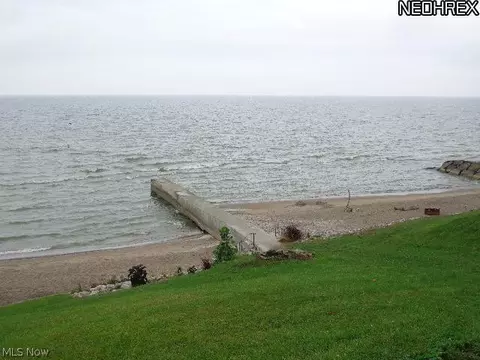 1012 East Dr, Huron, OH 44839 photo 13