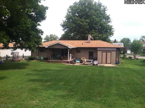 513 8th St, Struthers, OH 44471 photo 12