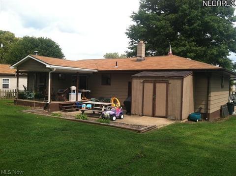 513 8th St, Struthers, OH 44471 photo 11