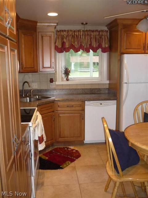 135 Hamilton Blvd, Struthers, OH 44471 photo 3