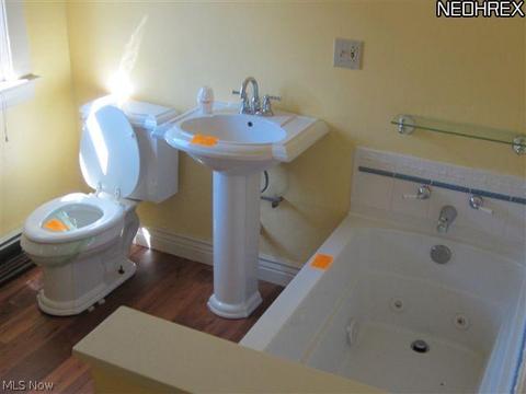 1053 Erie Ave, Lorain, OH 44052 photo 6