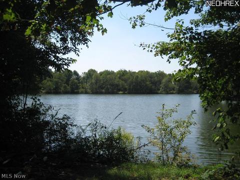 26934 Stanley Dr, Beloit, OH 44609 photo 3