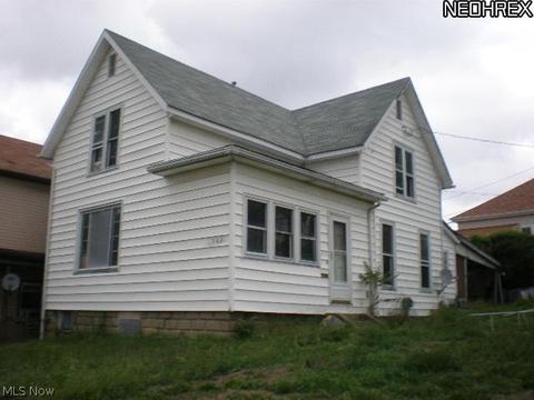 302 N 3rd St, Dennison, OH 44621 photo 1