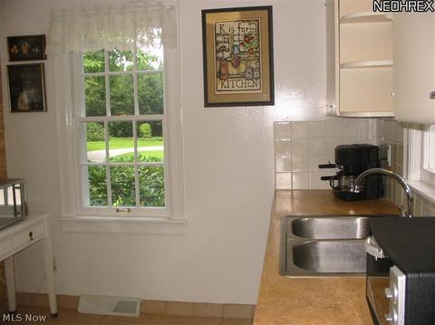 2622 Hale Rd, Painesville, OH 44077 photo 8