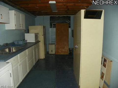 788 Abbe Rd N, Elyria, OH 44035 photo 7