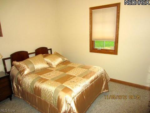 106 Legend Trl, Willowick, OH 44095 photo 18