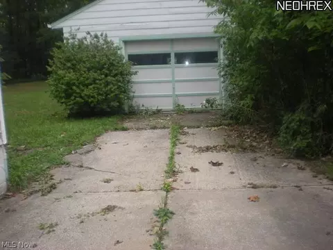2133 Conwill Rd, Stow, OH 44224 photo 3