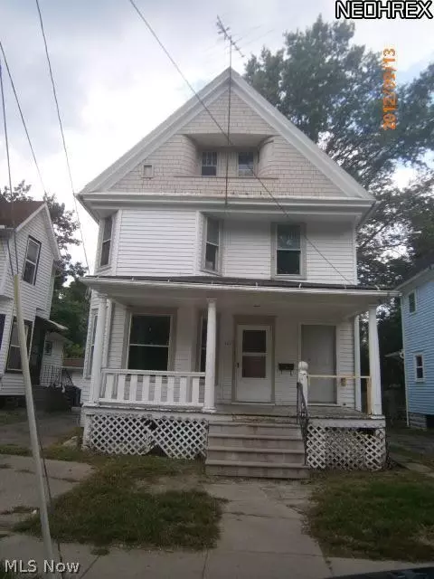127 Charles Ct, Elyria, OH 44035 photo 1