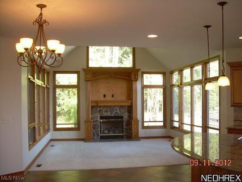36875 Broadstone Dr, Solon, OH 44139 photo 4